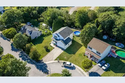 32 Welcome St, Fairhaven, MA 02719 - Photo 28