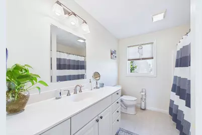 32 Welcome St, Fairhaven, MA 02719 - Photo 22