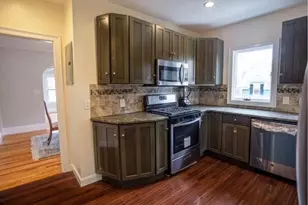 21 Webster St, Lynn, MA 01902 - Photo 2