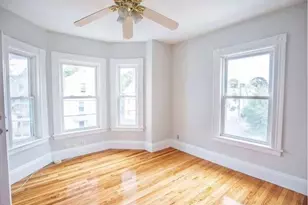 21 Webster St, Lynn, MA 01902 - Photo 4