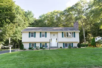 14 Delaney Ave, Dudley, MA 01571 - Photo 2