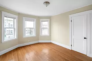 23 Thelma Rd, Boston, MA 02122 - Photo 14