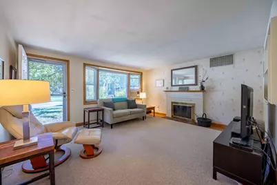 4 Virginia Road, Medway, MA 02053 - Photo 6