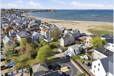 93 1/2 Winthrop Shore Drive, Winthrop, MA 02152 - Photo 4