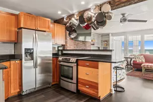 633 Commercial St, Provincetown, MA 02657 - Photo 14