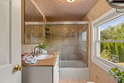 52 Thornton Ave, Methuen, MA 01844 - Photo 20