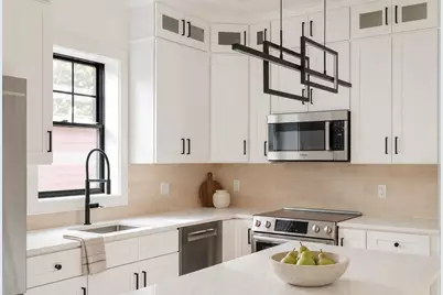 387 Norfolk St #387-2, Cambridge, MA 02139 - Photo 1
