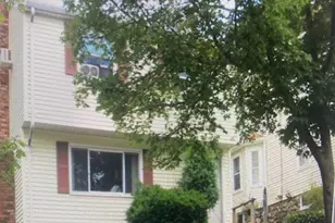 27 Copley St, Waltham, MA 02452 - Photo 1
