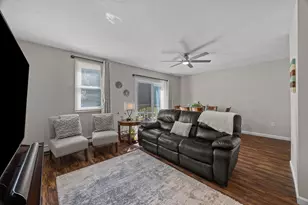 11 Towle Dr, Holden, MA 01520 - Photo 1