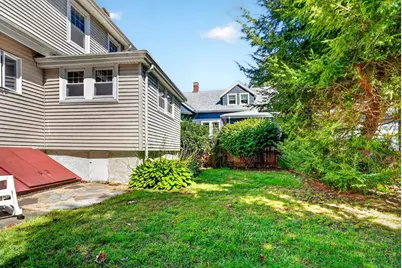 9 Cottage Street, Melrose, MA 02176 - Photo 30