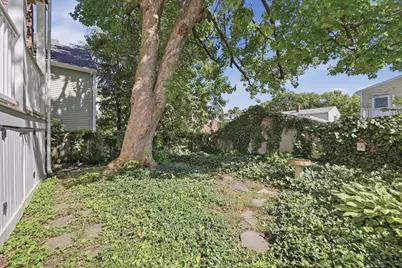 17 Locust Terrace #1, Cambridge, MA 02138 - Photo 24