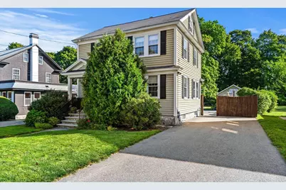 132 Luce St, Lowell, MA 01852 - Photo 2