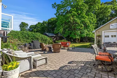 132 Luce St, Lowell, MA 01852 - Photo 36