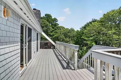 14 High Meadow Ln, Oak Bluffs, MA 02557 - Photo 28