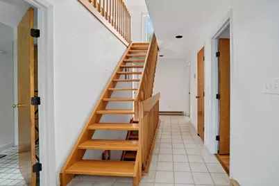14 High Meadow Ln, Oak Bluffs, MA 02557 - Photo 2