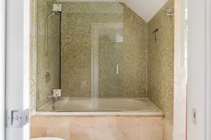 60 Dracut St, Boston, MA 02124 - Photo 28
