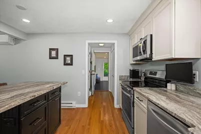 4 Robertson Rd, Auburn, MA 01501 - Photo 8