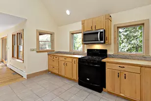 1 Fern Ln, Falmouth, MA 02543 - Photo 18