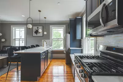 49 Federal St #4, Salem, MA 01970 - Photo 4