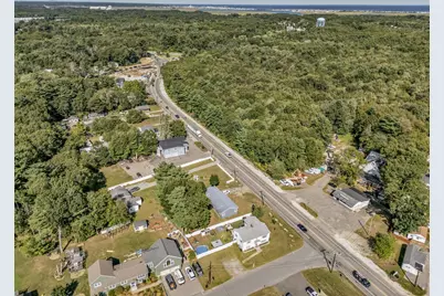2 Pine St, Salisbury, MA 01952 - Photo 10