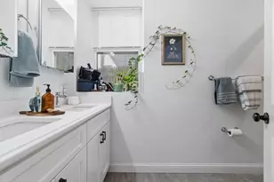 34 Circuit St, Boston, MA 02119 - Photo 4