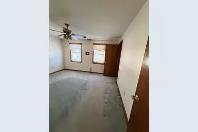 44 Middle St #44, Springfield, MA 01104 - Photo 10