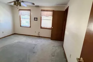 44 Middle St, Springfield, MA 01104 - Photo 10
