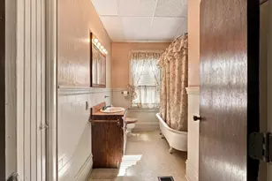 144 Swindells St, Fall River, MA 02723 - Photo 18