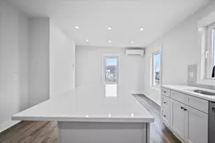 6 Garfield, Revere, MA 02151 - Photo 2