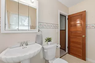 57 Maple St, West Springfield, MA 01089 - Photo 26