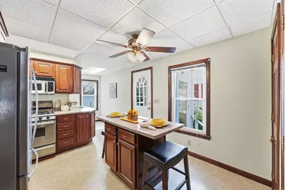 57 Maple St, West Springfield, MA 01089 - Photo 16