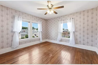 57 Maple St, West Springfield, MA 01089 - Photo 20