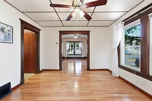 57 Maple St, West Springfield, MA 01089 - Photo 10