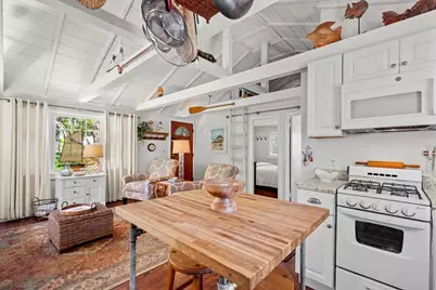 82 Beach Street, Plymouth, MA 02360 - Photo 22