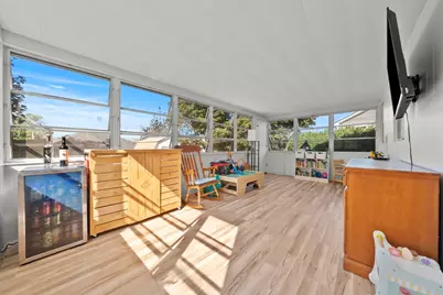 18 Thompson Ln, Lynn, MA 01904 - Photo 16