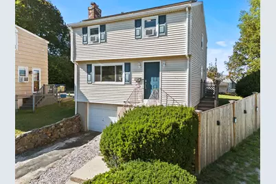 18 Thompson Ln, Lynn, MA 01904 - Photo 1