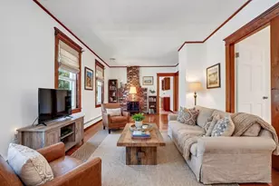 83 Beacon St, Melrose, MA 02176 - Photo 8