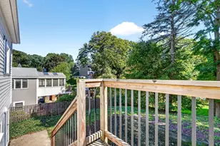 83 Beacon St, Melrose, MA 02176 - Photo 28