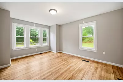 583 Main St, Warren, MA 01083 - Photo 16