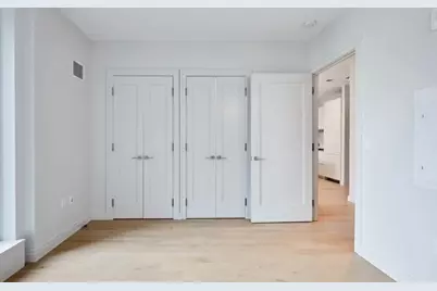 133 Seaport Blvd #807, Boston, MA 02210 - Photo 12
