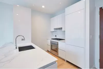 133 Seaport Blvd #807, Boston, MA 02210 - Photo 16