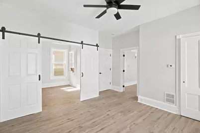 51 Hampshire St, Lowell, MA 01850 - Photo 6