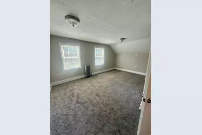 420 Britton St, Chicopee, MA 01020 - Photo 8