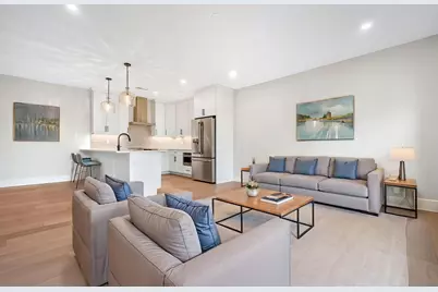 62 Foundry St #504, Wakefield, MA 01880 - Photo 2