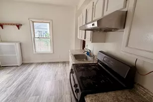 38 Wentworth St, Malden, MA 02148 - Photo 8