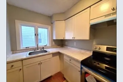 2 Conduit St #1, Lawrence, MA 01841 - Photo 4