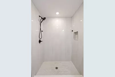 22-20 Ufford St #1, Boston, MA 02124 - Photo 20
