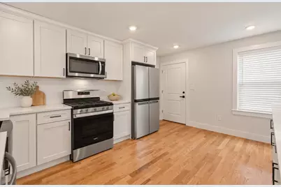 22-20 Ufford St #1, Boston, MA 02124 - Photo 8