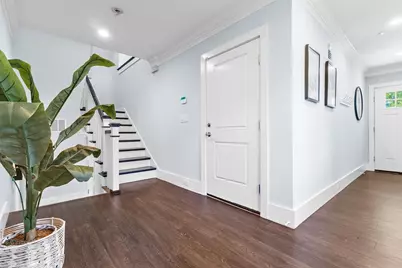1525 Beacon St #3, Newton, MA 02468 - Photo 10