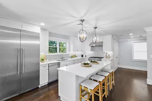 1525 Beacon St, Newton, MA 02468 - Photo 8